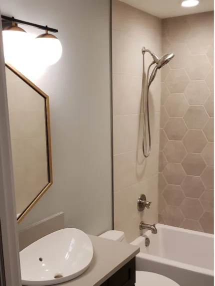 Gorgeous Modern Geometric Patterns design Ideas For Bathrooms